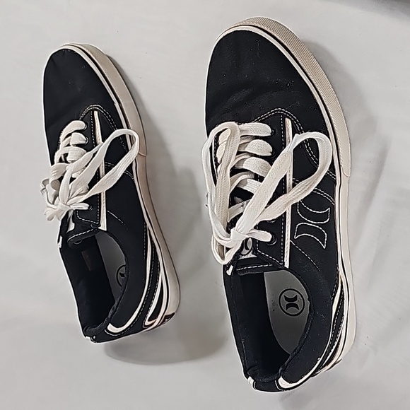 Mens Hurley Sneakers - Picture 3 of 7